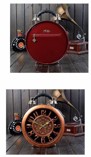 Round Vintage Working Clock Handbag - Go Steampunk